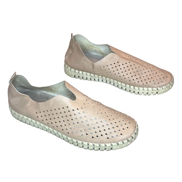 Ilse Jacobsen Tulip Slip On Perforated Leather Sneaker Sz 39 EU 8.5 US - Picture 2 of 9